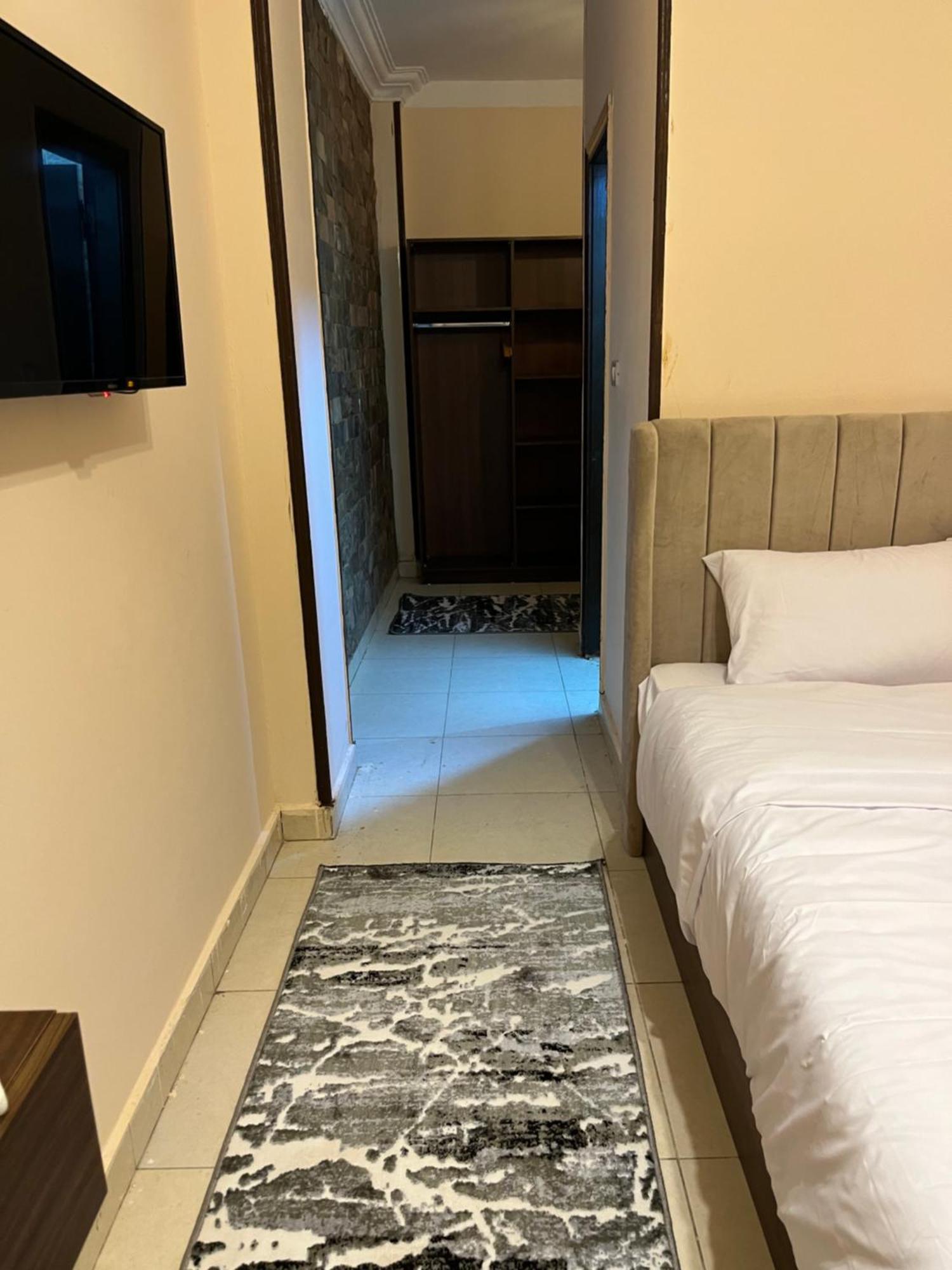 Badr Pyramids View Guest house Cairo